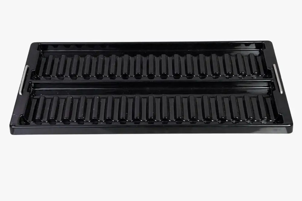 Trays 4